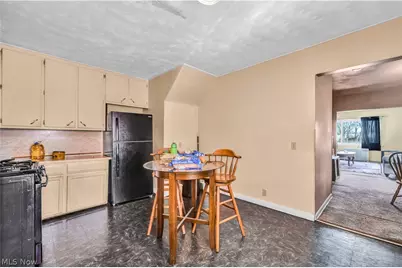 1552 Reid Avenue, Lorain, OH 44052 - Photo 7