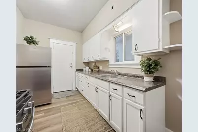 702 Dickson Street, Youngstown, OH 44502 - Photo 7