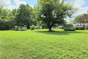 99 E Apple Blossom Wy, Elizabeth, WV 26143 - Photo 15