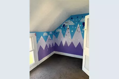 2083 W 42nd Street, Loveland, OH 44113 - Photo 7