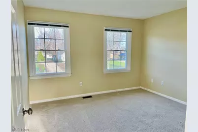 8820 Chaucer Boulevard, Grandview Heights, OH 44147 - Photo 21