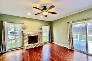 8820 Chaucer Blvd, Grandview Heights, OH 44147 - Photo 5