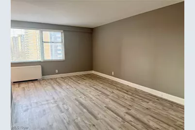 11850 Edgewater Drive, Oakwood, OH 44107 - Photo 7