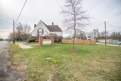 14760 Gaskill Drive NE, Alliance, OH 44601 - Photo 5