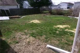 307 N 12th St, Coshocton, OH 43812 - Photo 3