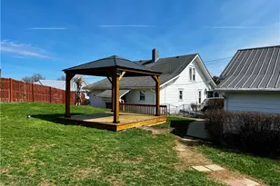 224 Woodvue Ln, Wintersville, OH 43953 - Photo 7