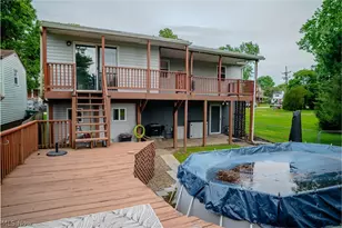 814 W 4th St, Williamstown, WV 26187 - Photo 31