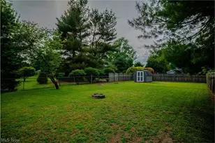 814 W 4th St, Williamstown, WV 26187 - Photo 33