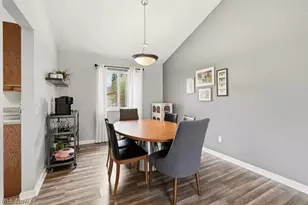 32430 N Roundhead Dr, Solon, OH 44139 - Photo 9