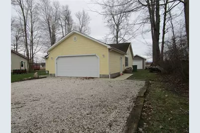 889 Long Shadow Lane, Roaming Shores, OH 44085 - Photo 9