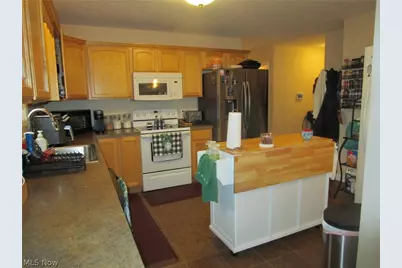 889 Long Shadow Lane, Roaming Shores, OH 44085 - Photo 15