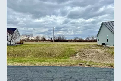 2790 S Amherst, Port Clinton, OH 43452 - Photo 1