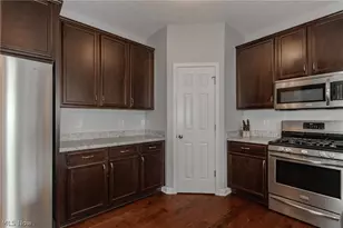 7805 Overton Dr, Mentor, OH 44060 - Photo 15