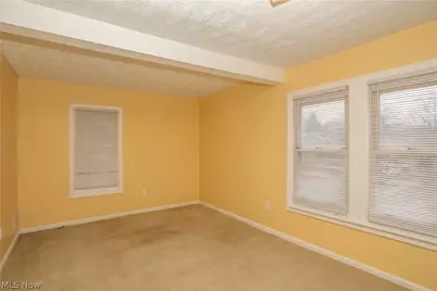 81 E Dalton Street, Akron, OH 44310 - Photo 13