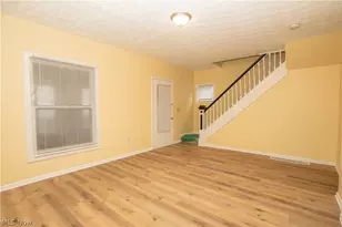 81 E Dalton St, Akron, OH 44310 - Photo 5