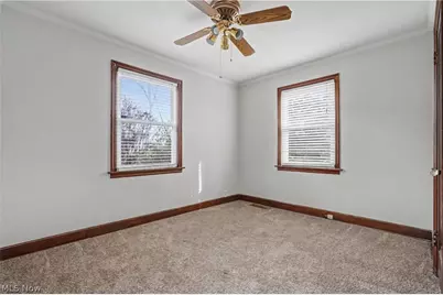 412 Orchard Avenue, Niles, OH 44446 - Photo 9