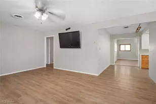 9248 Lynnhaven Rd, Parma Heights, OH 44130 - Photo 5