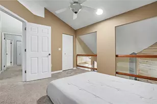 1323 Red Tail Hawk Ct, Youngstown, OH 44512 - Photo 17