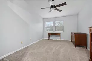 1323 Red Tail Hawk Ct, Youngstown, OH 44512 - Photo 19