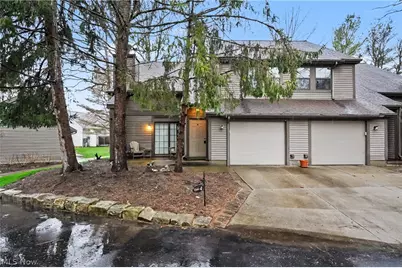 1323 Red Tail Hawk Court #4, Youngstown, OH 44512 - Photo 1