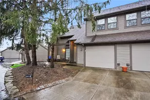 1323 Red Tail Hawk Ct, Youngstown, OH 44512 - Photo 27