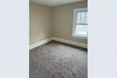 49 W Salome Avenue, Akron, OH 44310 - Photo 11