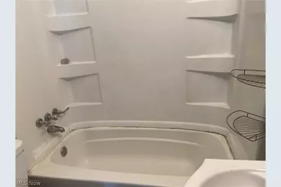 428 Chestnut Street, Newcomerstown, OH 43832 - Photo 41