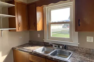 428 Chestnut St, Newcomerstown, OH 43832 - Photo 17