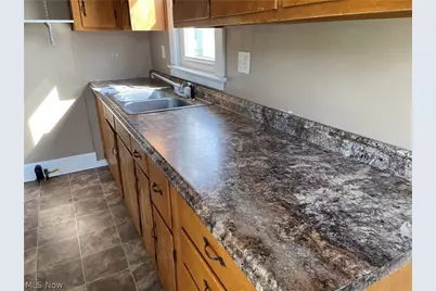 428 Chestnut Street, Newcomerstown, OH 43832 - Photo 15