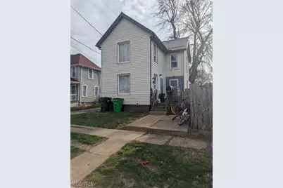 216 N 15th St, Coshocton, OH 43812 - Photo 1