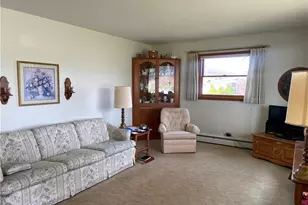 5671 E State Rd, Newcomerstown, OH 43832 - Photo 5