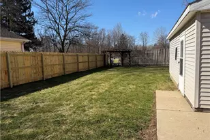 350 Morrison St, Geneva, OH 44041 - Photo 17