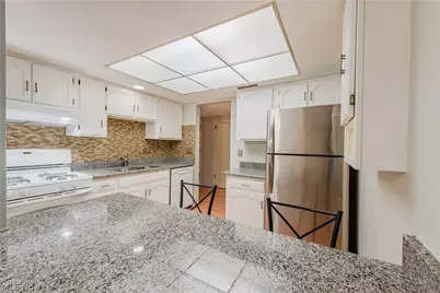 22701 Center Ridge Road #207, Rocky River, OH 44116 - Photo 11