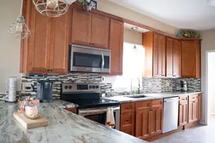 716 N Cross St, Dover, OH 44622 - Photo 5
