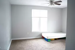 716 N Cross St, Dover, OH 44622 - Photo 27