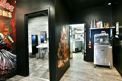 24 N Phelps Street, Youngstown, OH 44503 - Photo 19