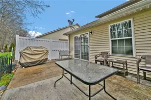 7596 Willow Woods Dr, North Olmsted, OH 44070 - Photo 31