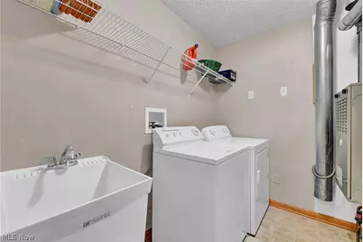 7596 Willow Woods Drive, North Olmsted, OH 44070 - Photo 17