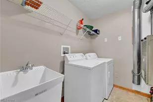 7596 Willow Woods Dr, North Olmsted, OH 44070 - Photo 17