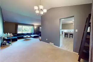 38280 Fox Run Dr, Solon, OH 44139 - Photo 7