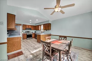 9841 Brookline Oval, Strongsville, OH 44136 - Photo 17