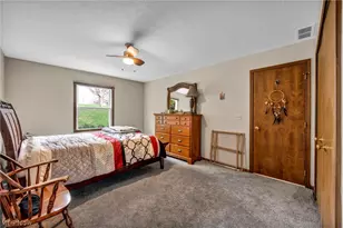 9841 Brookline Oval, Strongsville, OH 44136 - Photo 23