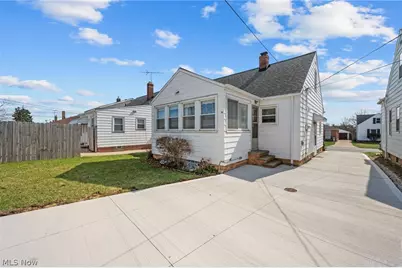 13019 Darlington Avenue, Garfield Heights, OH 44125 - Photo 35