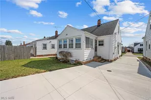 13019 Darlington Ave, Garfield Heights, OH 44125 - Photo 35