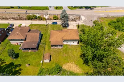 301 Alpine Drive, Toronto, OH 43964 - Photo 9