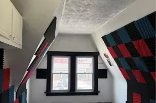 1460 Elmwood Ave, Oakwood, OH 44107 - Photo 13