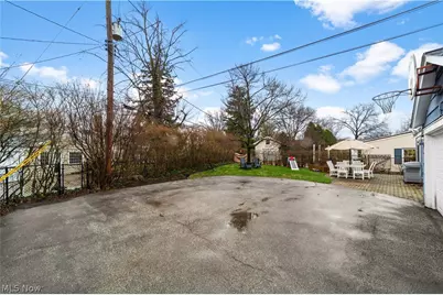 21975 Calverton Road, Huber Heights, OH 44122 - Photo 41