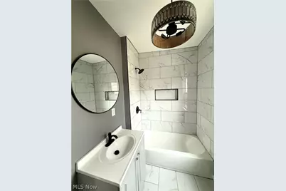 12005 Farringdon Avenue, Loveland, OH 44105 - Photo 7