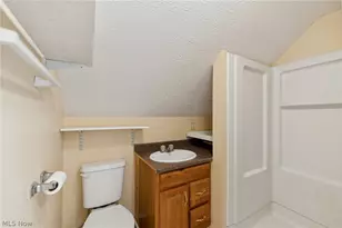 678 Wall Rd, Wadsworth, OH 44281 - Photo 33