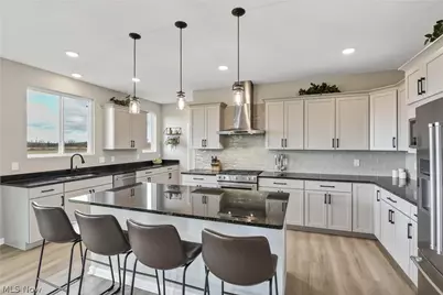 36662 W Shore Parkway, North Ridgeville, OH 44039 - Photo 11